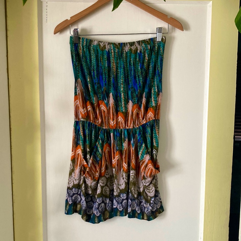 Sleeveless dress